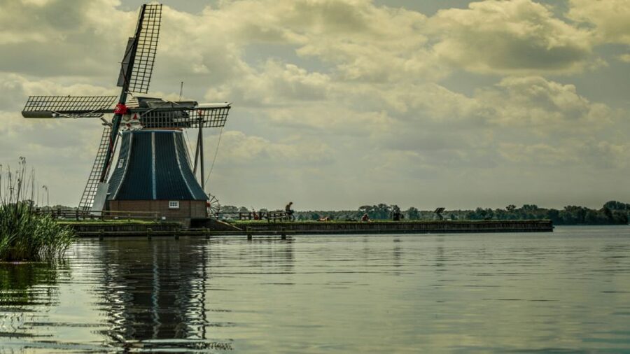 From Katwijk: Kaag Lakes Cruise - Setting out across the Amsterdam Lakes