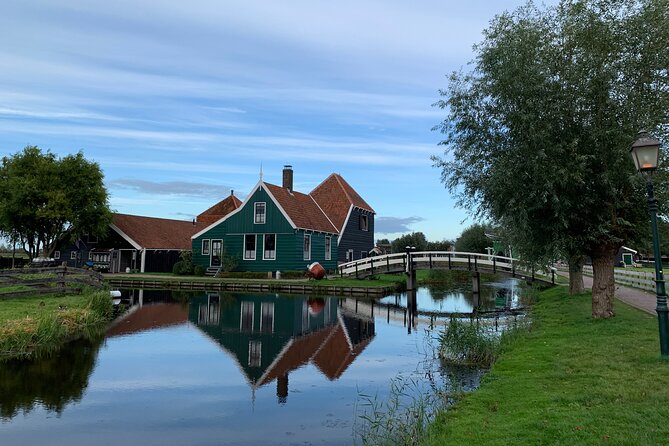 Giethoorn, Afsluitdijk, Zaanse Schans Day Tour Incl Hotel Pick Up - Who will get the most from this tour?