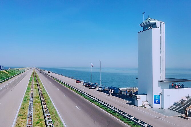 Giethoorn, Afsluitdijk, Zaanse Schans Day Tour Incl Hotel Pick Up - Should you book the Giethoorn and Zaanse Schans day tour?