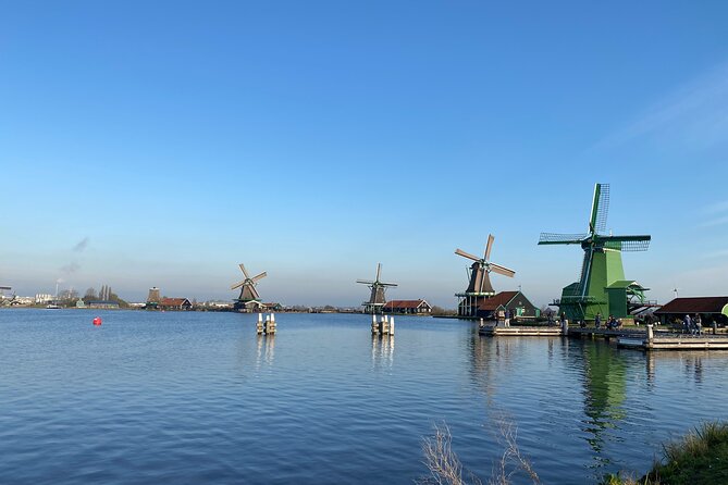 Giethoorn and Zaanse Schans Day Tour Small Group Incl. Boat Ride - Giethoorn by canal and across Bovenwijde