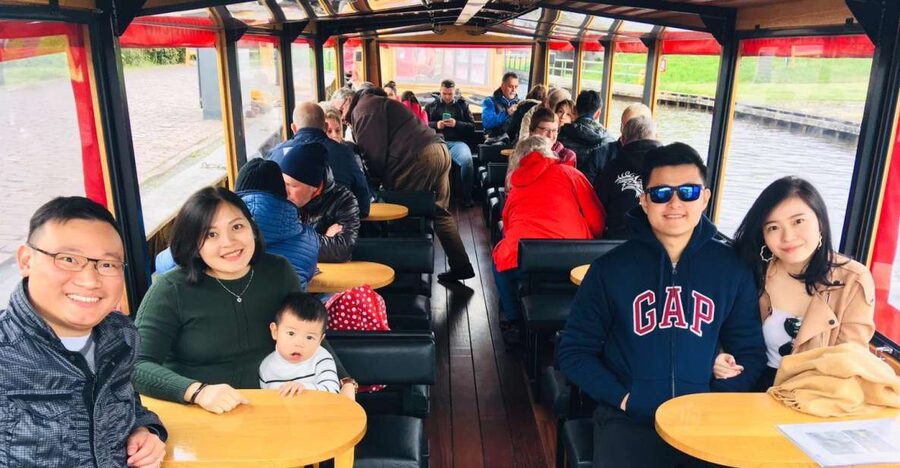 Giethoorn: Private Day Trip with Boat Tour from Amsterdam - Why Giethoorn makes a good day trip