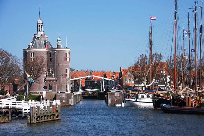 Giethoorn Private Tour from Amsterdam in Jaguar S Type - What the Price Includes, and What It Does Not