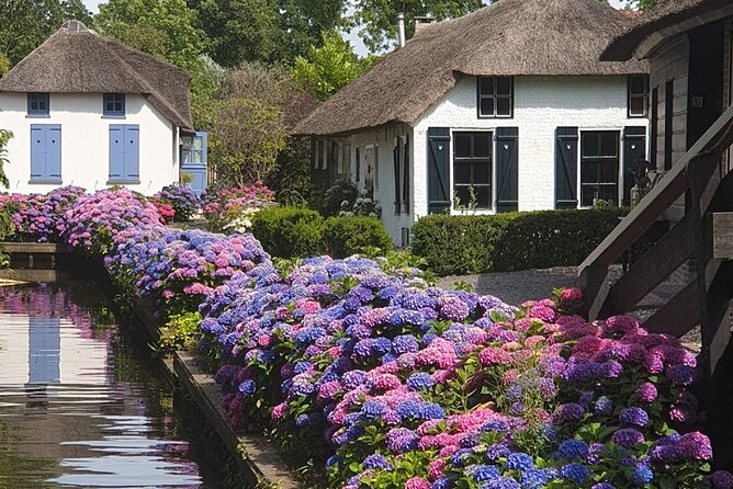 Giethoorn, Zaandam & Zaanse Schans Day Tour w/ Small Boat Ride - What the $166.96 price really buys