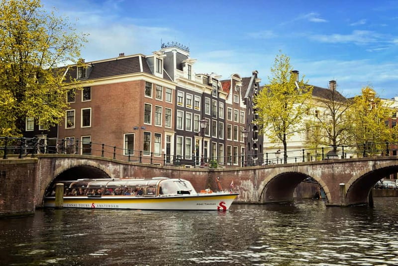 Go City Amsterdam Pass: 40+ Attractions including Keukenhof - The Rijksmuseum and Amsterdam’s major museums