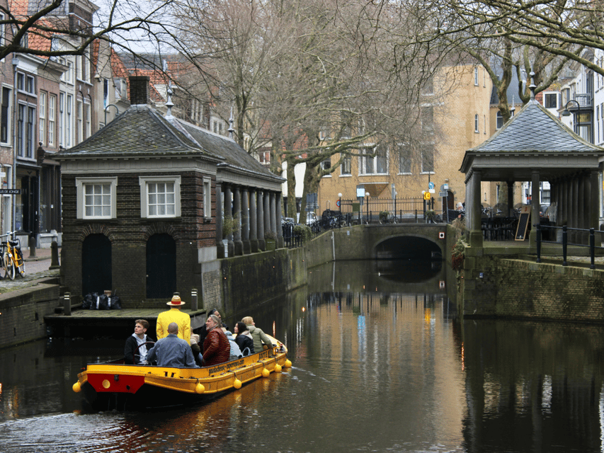Gouda: Open Boat City Canal Cruise - Who will enjoy this Gouda boat ride?
