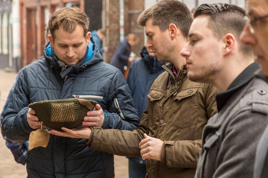 Groningen: Battle Field Tour - The Grote Markt after four days of fighting
