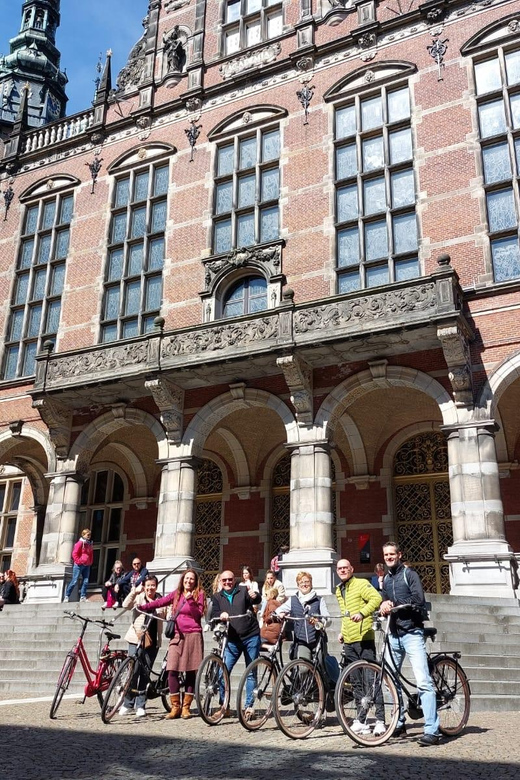 Groningen: City Highlights Bike Tour - Oosterparkwijk: seeing beyond the postcard center