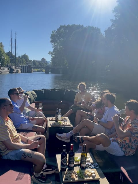 Groningen: Evening Cheese and Wine cruise - Key points at a glance