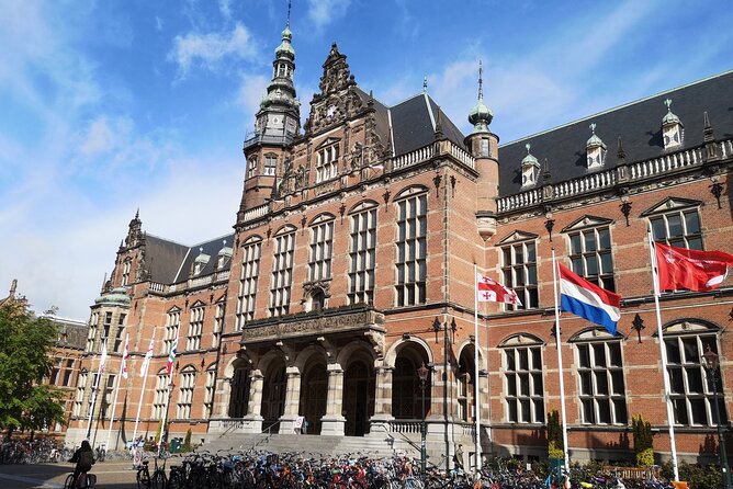 Groningen Scavenger Hunt and Sights Self-Guided Tour - Discovering Groningen Museum and Papengang