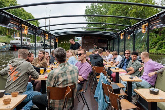 Groningen: Terrace Boat Experience with a Cozy Bar: 1.5 Hours - Peerd van Ome Loeks and local folklore