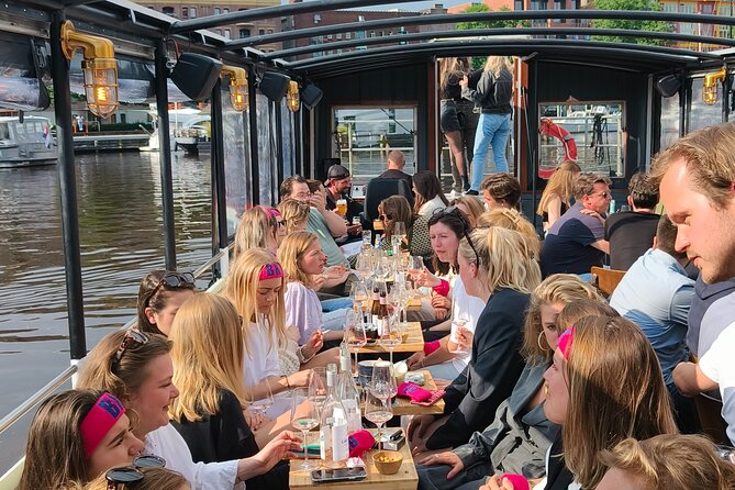 Groningen: Terrace Boat Experience with a Cozy Bar: 1 hour - A Floating Terrace, Not a History Lesson