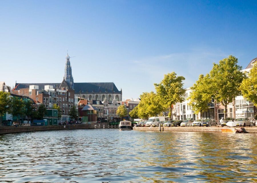 Haarlem: Dutch Windmill & Spaarne River Sightseeing Cruise - Teylers Museum gives the cruise an impressive opening