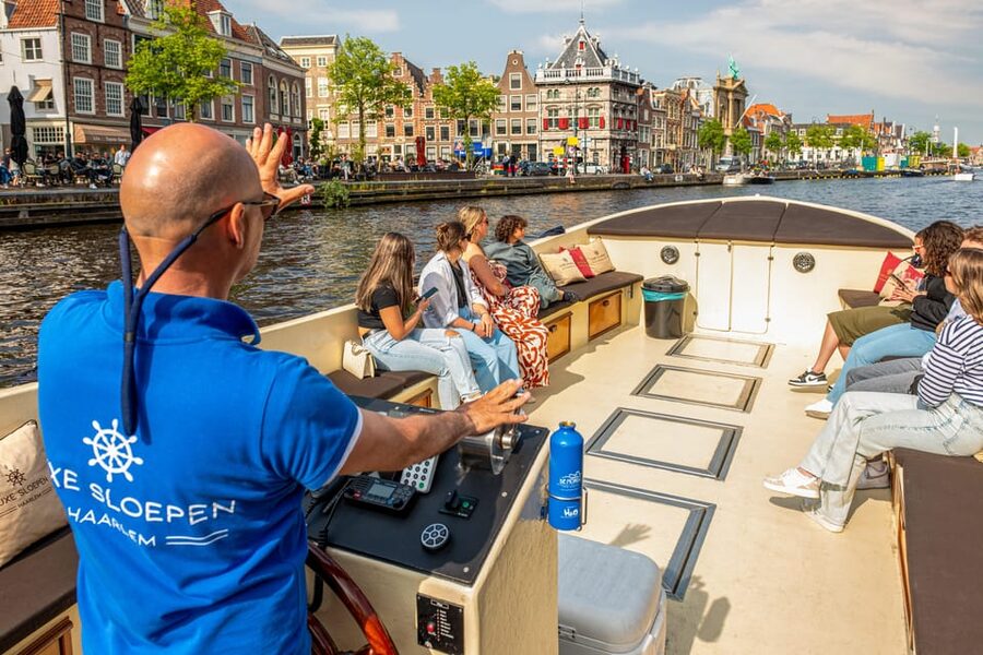 Haarlem: Guided Highlights Canal Cruise on Open Boat - Starting beside Haarlem’s De Adriaan windmill