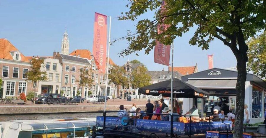 Haarlem: Sightseeing Canal Cruise through the City Center - Five things to know before you board