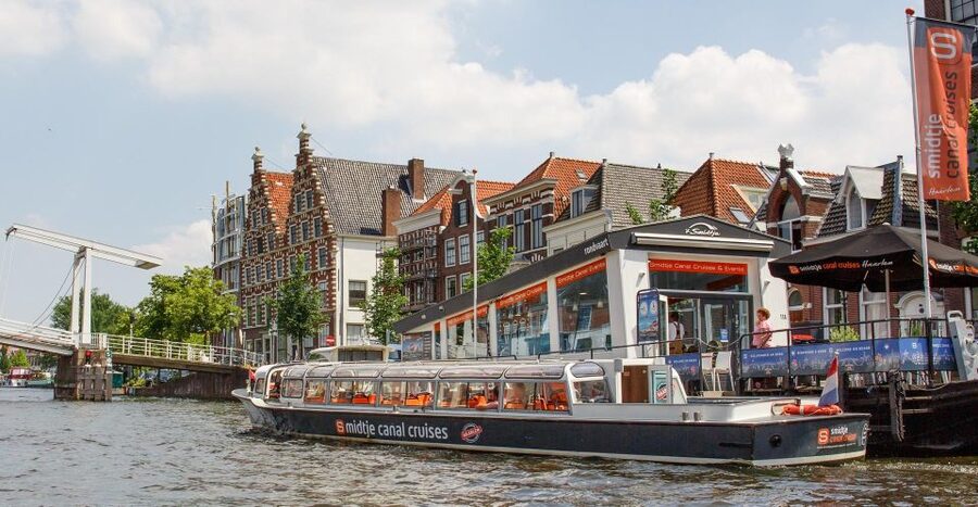 Haarlem: Sightseeing Canal Cruise through the City Center - De Adriaan, Haarlem’s best canal-side photo