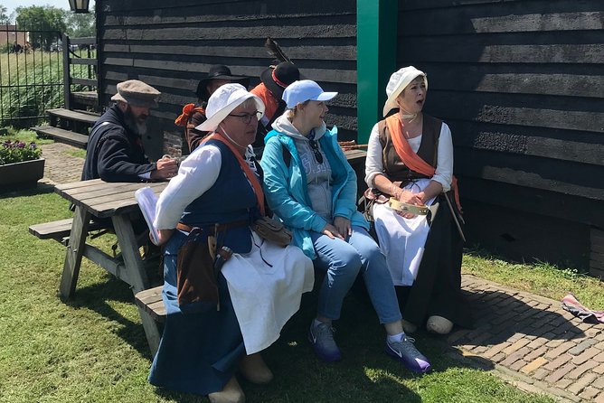 Half-Day Private Guided Sightseeing Tour of Zaanse Schans - Chocolate beer and a small social mission