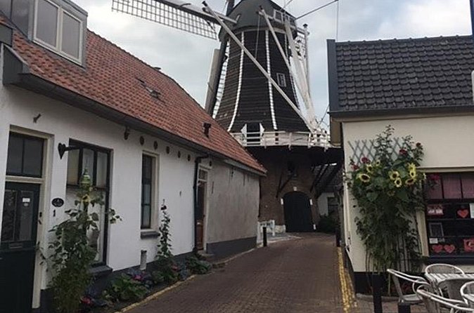 Hattem's Windmills, Bakeries and Ghosts: A Self-Guided Audio Tour - Ghosts at the Spookhuys