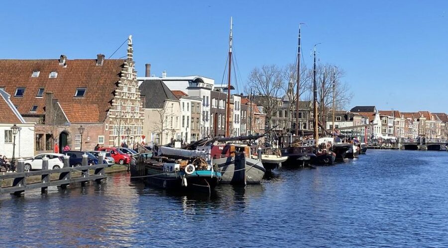 Historical Leiden: Private Walking Tour with a Local Guide - The Pilgrim Fathers and Leiden’s international story