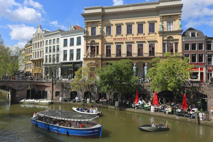 Historical Utrecht: Private Walking Tour with a Local Guide - Connecting Roman origins to medieval power