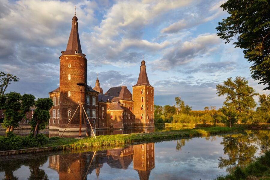 Hoensbroek: Entry Ticket to Hoensbroek Castle - Five details that make Hoensbroek Castle worth your time