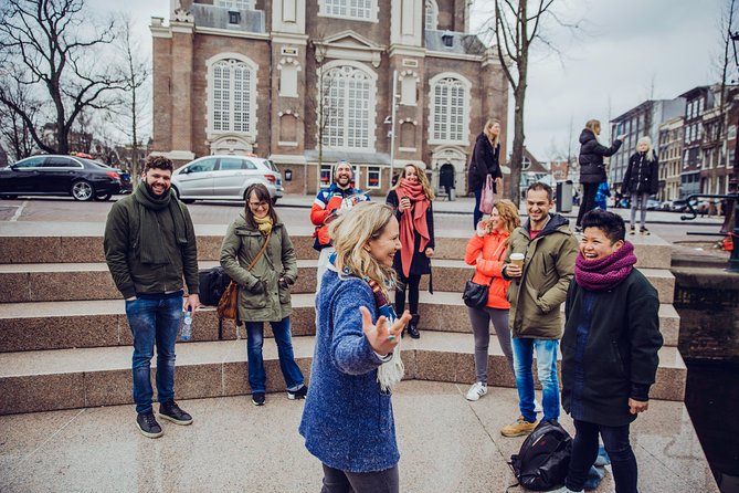 Humans of Amsterdam: Cultural Walking Tour incl. meeting 2 locals - Café Papeneiland and the meaning of gezelligheid