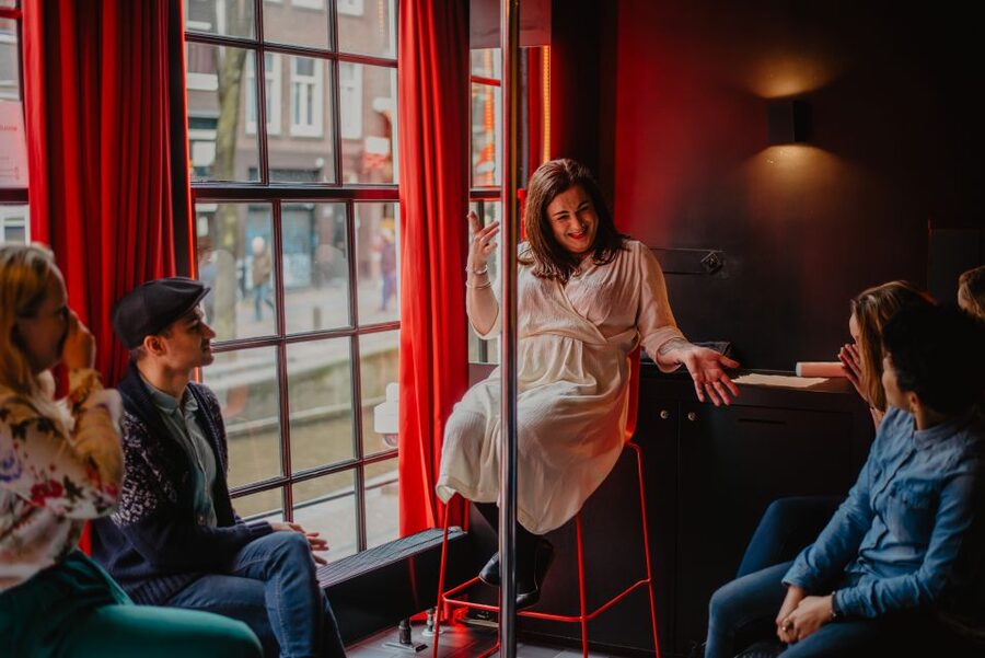 Humans of Amsterdam - Small group cultural walking tour - Apple pie in a 200-year-old brown café