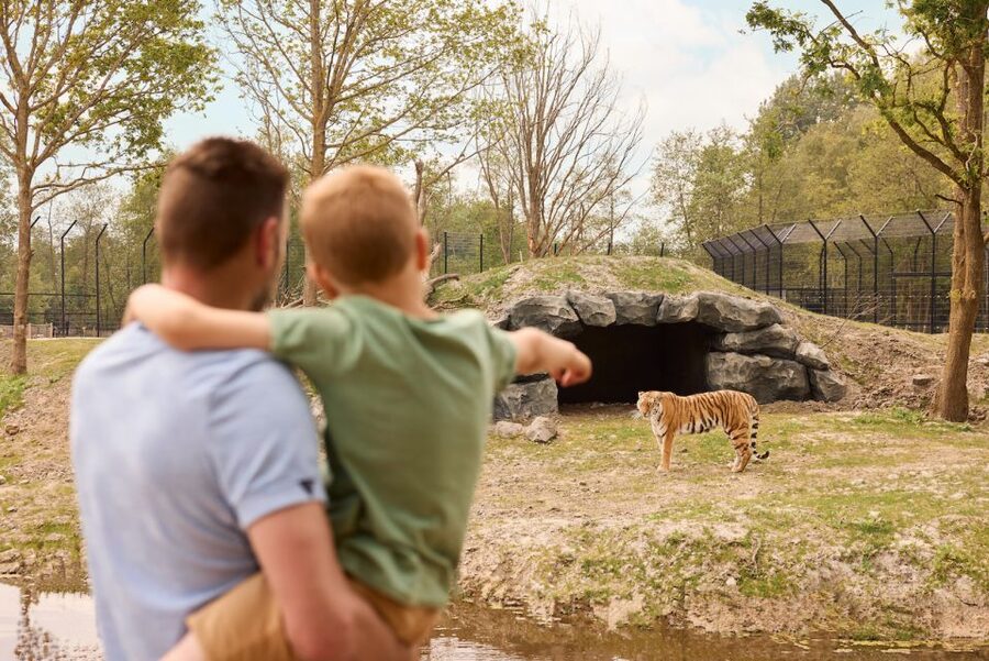 Leewarden: AquaZoo Entry Ticket - Food, comfort, and the practical cost of a day