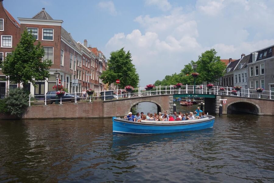 Leiden: Cruise through the Historic City Center with Guide - Who should book this Leiden cruise?