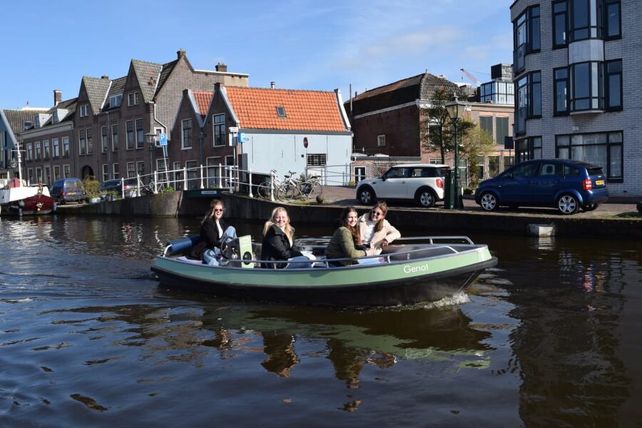 Leiden: Electric Boat Rental - Is $112 a fair price?