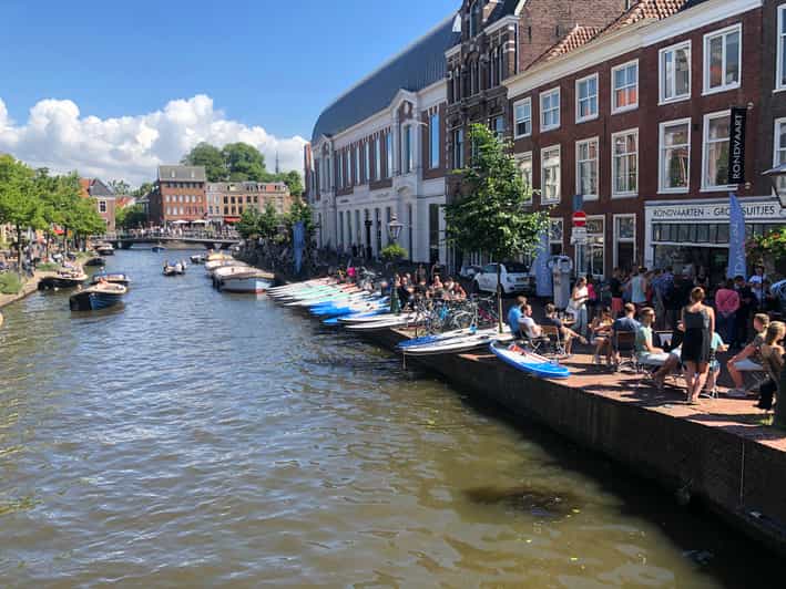Leiden: Paddleboard Rental to Explore Leiden's Canals - Starting at Aalmarkt 4 in central Leiden
