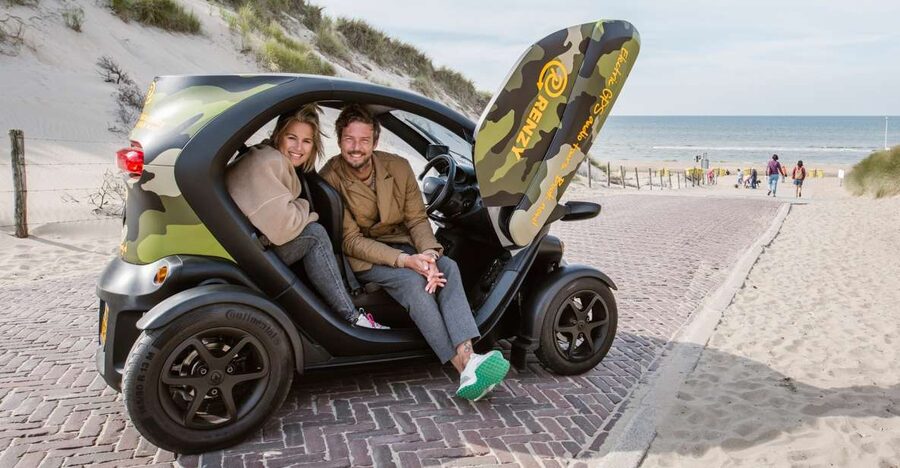 Lisse: Drive-it-Yourself Electric Dune & Beach Audio Tour - Through the dunes and natural areas