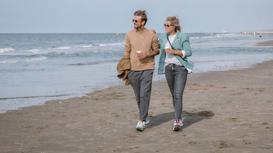 Lisse: Drive-it-Yourself Electric Dune & Beach Audio Tour - What the audio guide adds