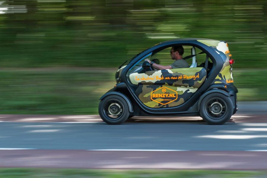 Lisse: Drive-it-Yourself History and Castle Audio Tour - Why this Lisse tour feels different
