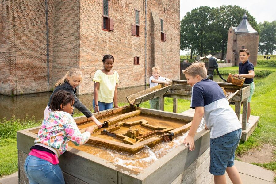 Loevestein Castle Entry Ticket - Exhibitions, audio tours, and the freedom to wander