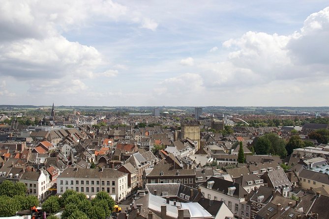 Maastricht Private Walking Tour With A Professional Guide - Sint Servaasbrug and Maastricht’s Changing Fortunes