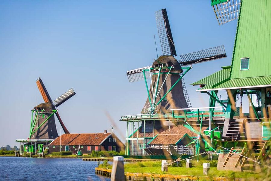 Marken, Volendam, and Edam Full-Day Tour from Amsterdam - Why this day trip works from Amsterdam