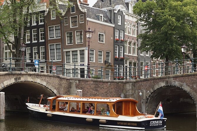 Morning Canal Cruise Amsterdam in Small-Group - A captain who talks with you, not at you