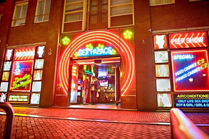 MUST DO: Amsterdam's Red Light District tour with a local - Why this walk is more than a peek at red windows