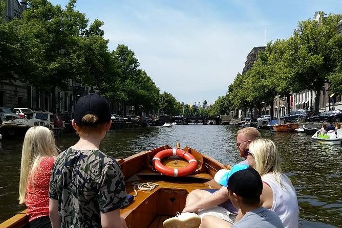 Open Dutch Boat! Silent electric drive. Nice cosy boat ride... - What you see in about an hour