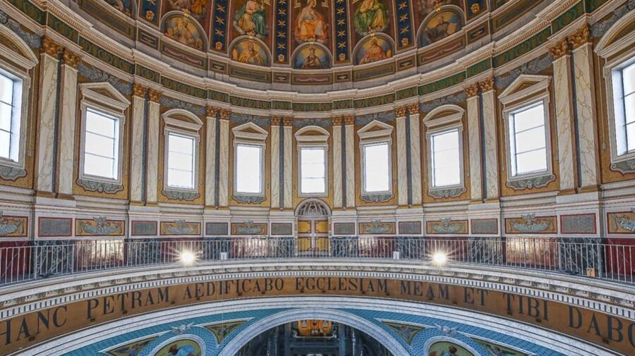 Oudenbosch: Tour at Basilica of the Holy Agatha and Barbara - Key points to know before visiting