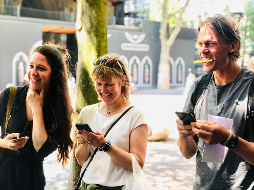 Outside Escape Amsterdam with your friend(s) and have fun! - Should you book the Rembrandt Robbery?