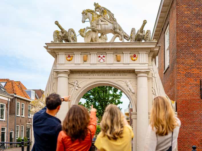 Outside Escape Amsterdam with your friend(s) and have fun! - Following Rembrandt’s Amsterdam story