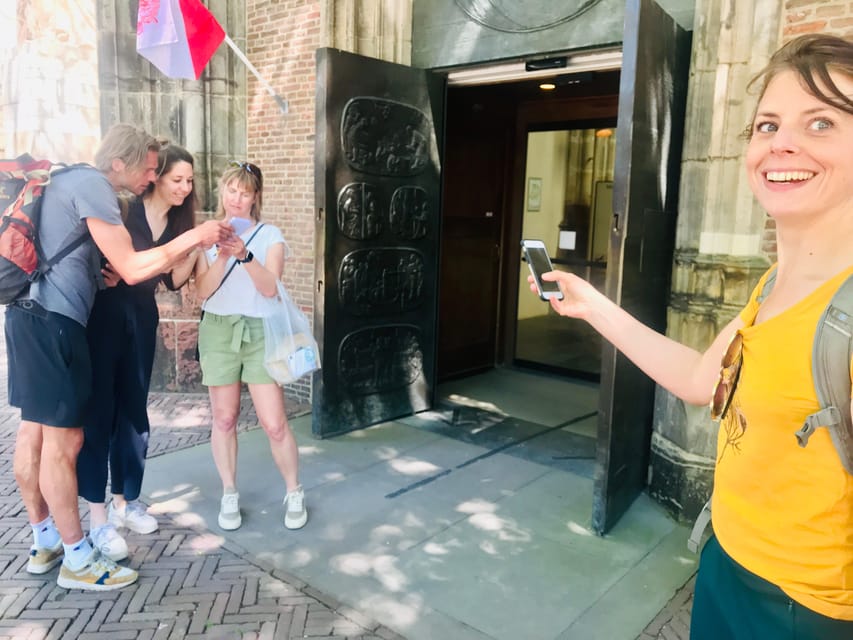 Outside Escape Amsterdam with your friend(s) and have fun! - Booking, cancellation, and practical details