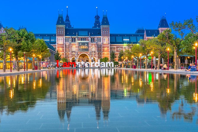 Private 3-hour Walking Tour in Amsterdam with official tour guide - The Red Light District with context and respect
