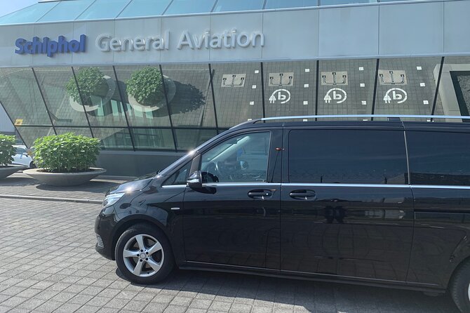 Private Airport Transfer Schiphol Airport to Amsterdam - Key points for a smoother Schiphol arrival