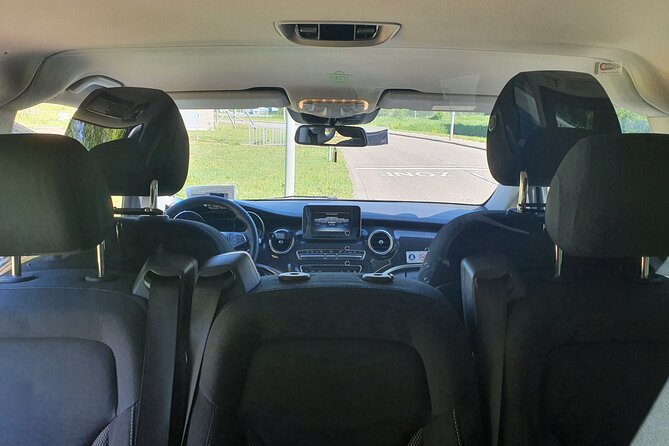 Private Airport Transfer to or from Schiphol Airport - Price and the question of value