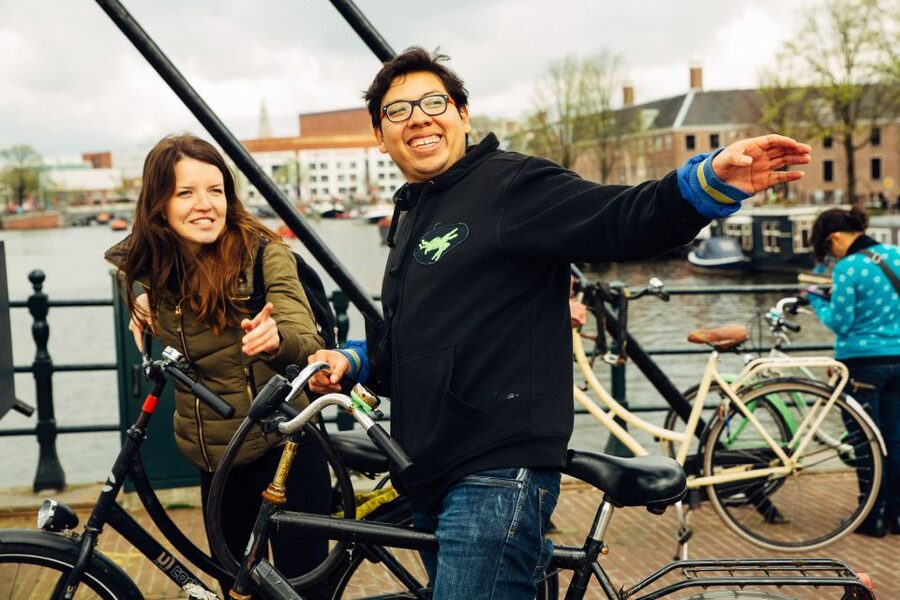 Private Amsterdam Bike Tour with a Local - Jordaan streets, markets, and a private courtyard