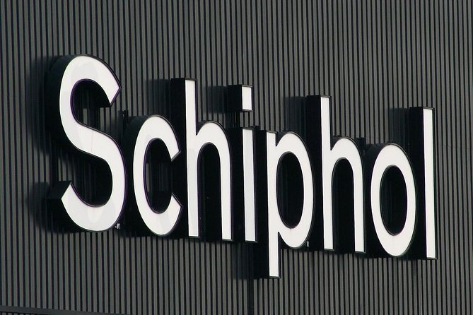 Private Amsterdam Departure Transfer to AMS Schiphol Airport - What happens at pickup