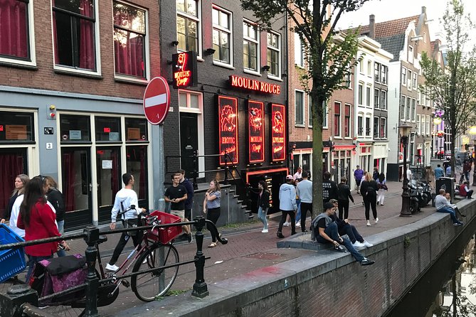 Private Amsterdam Red Light District and Coffee Shop Tour - The Waag and Amsterdam’s defensive past