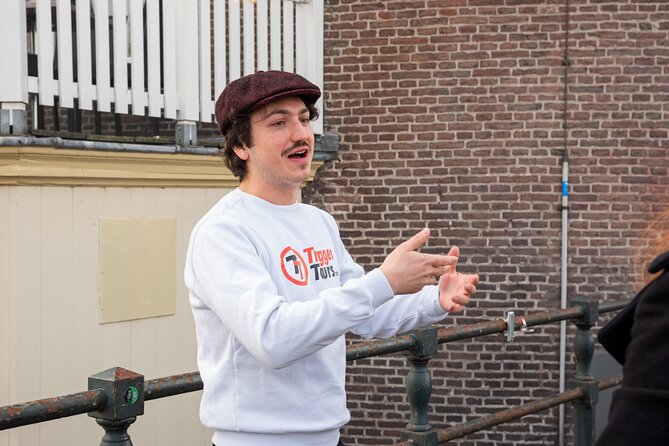 Private Amsterdam Red Light District and Food Tour (TOP RATED) - Dam Square and the end of the walk